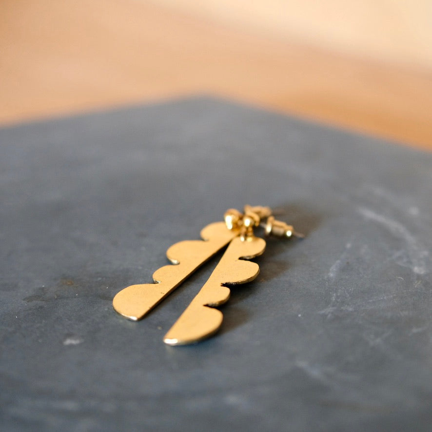 hills earrings